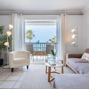 Dona Lola Micaela Beach Front Duplex 2 Bedroom Apartment - Open Sea And Beach Views Surrounded By Bars And Restaurants - Costa Del Sol - Cs199